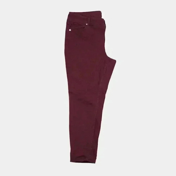 Maurices ‎cropped jean SIZE 18 burgundy - Picture 5 of 7